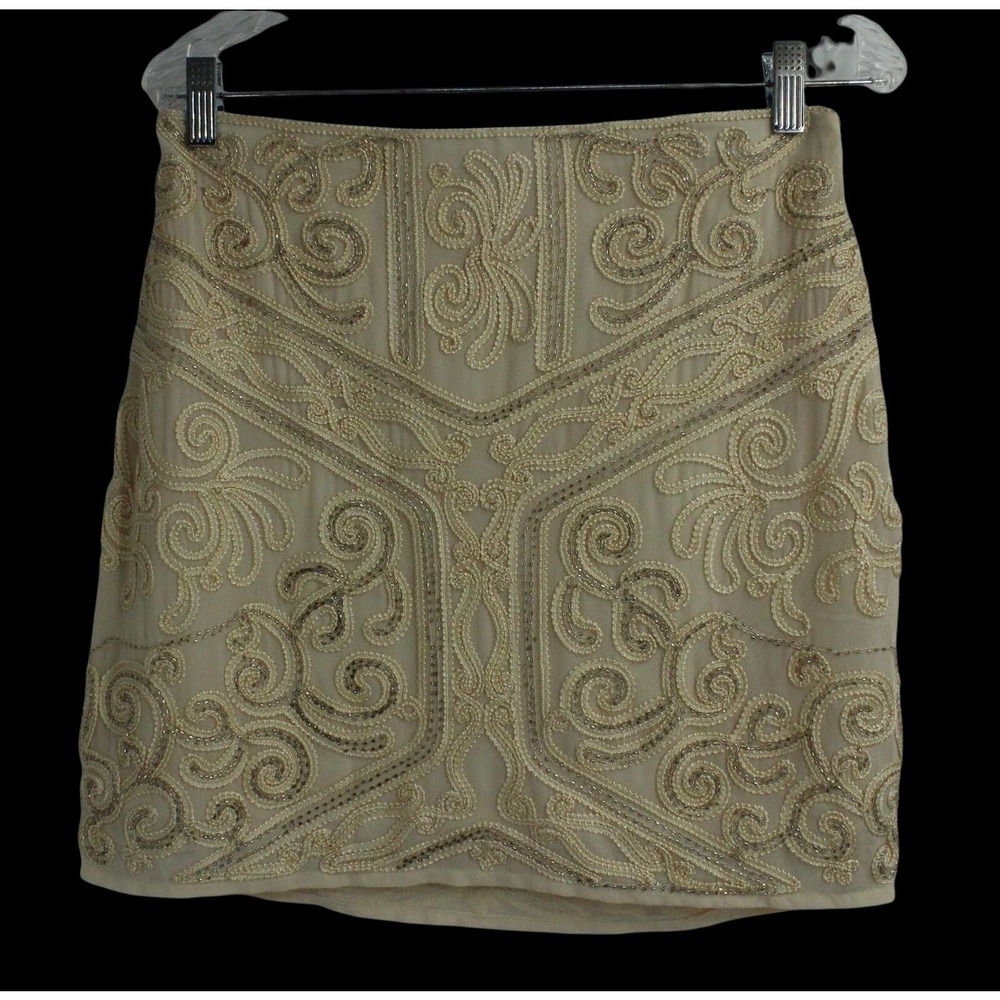 Verty Women's Size Large Embroidered Yellow Mini Skirt - Picture 9 of 10